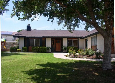 18015 Hacienda Dr, Victorville, CA 92395 - photo 2