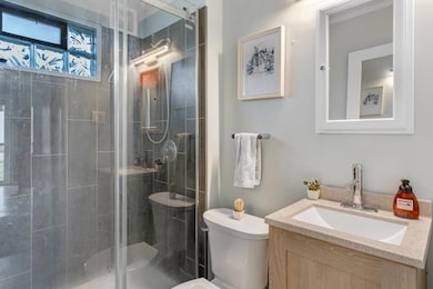 957 Macarthur Dr, Manitowoc, WI 54220 - photo 6