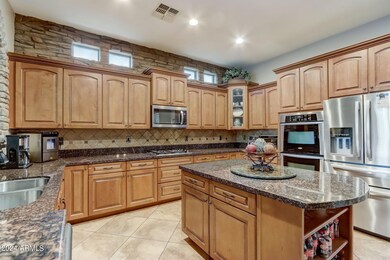 54-web-or-mls-S Roanoke St-054