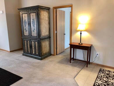 7159 Austrian Way, Reynoldsburg, OH 43068 - photo 6