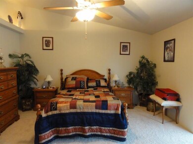 932 SW Princess Cir, Grants Pass, OR 97527 - photo 7