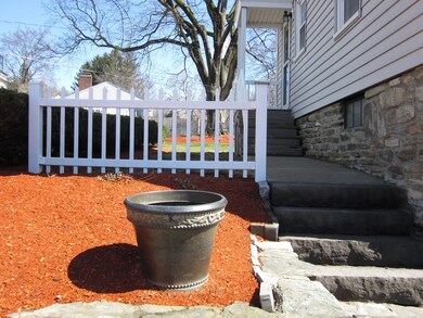 441 Chandler St, Worcester, MA 01602 - photo 6