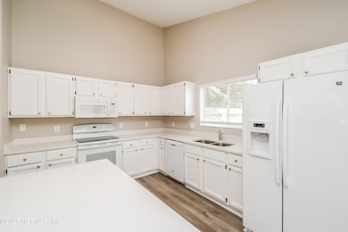 005-photo-kitchen-9227487