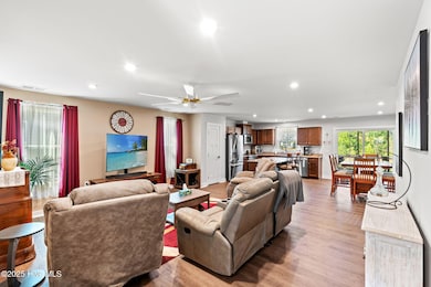 1280 Hickmans Branch Dr, Calabash, NC 28467 - photo 2