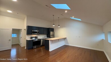 Living Room/Kitchen