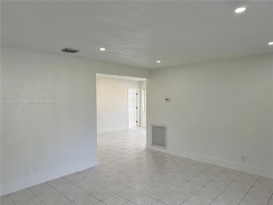 2400 N 57th Way, Hollywood, FL 33021 - photo 3