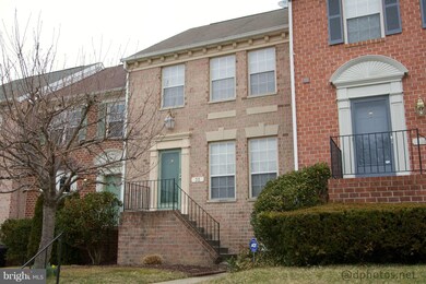 32 Roger Valley Ct, Parkville, MD 21234 - photo 2