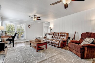 905 S Brown Ave, Denison, TX 75020 - photo 6