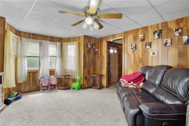 22 Logee St, Woonsocket, RI 02895 - photo 4