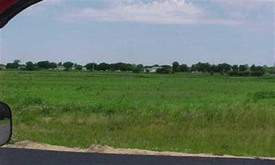 713 Keller Dr, Dixon, IL 61021 - photo 3