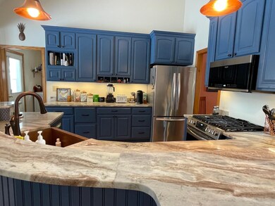 837 Us Route 4, Canaan, NH 03741 - photo 7