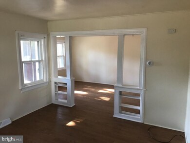 10 W Union St, Penns Grove, NJ 08069 - photo 4