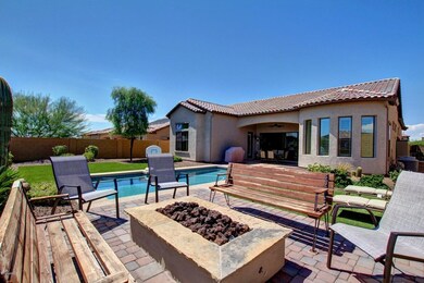 Gas firepit