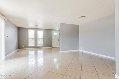 1522 W El Monte Place, Chandler, AZ 85224 - photo 3