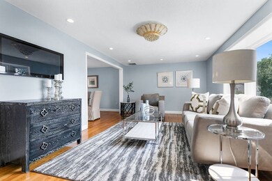 20 Salman St, West Roxbury, MA 02132 - photo 4