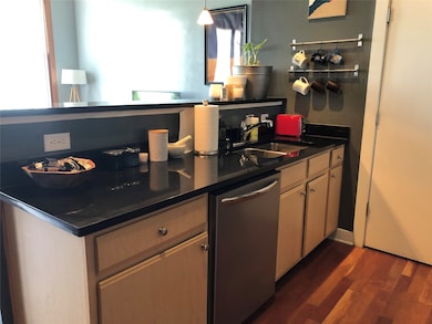 Live Oaks Loft unit 203, Dallas, TX 75204 - photo 4