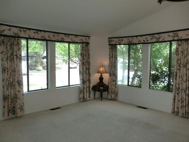 1916 Meadow Glen, Grants Pass, OR 97527 - photo 5