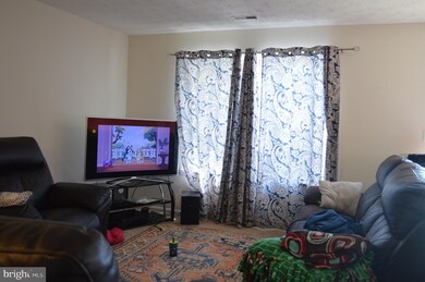 18730 Winding Creek Place, Germantown, MD 20874 - photo 6