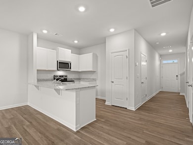 5981 Skylar Dr, Atlanta, GA 30336 - photo 5