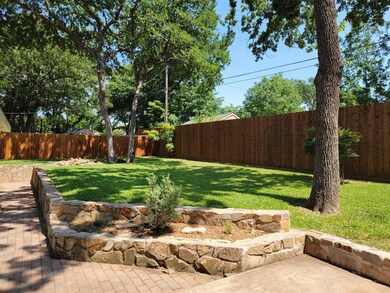 1216 Donna Ln, Bedford, TX 76022 - photo 5