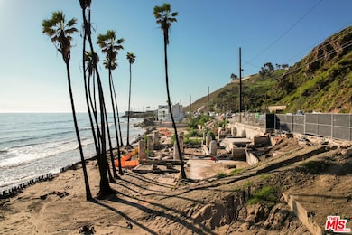 20942 Pacific Coast Hwy, Malibu, CA 90265 - photo 6