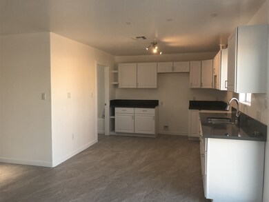 269 S 10th Ave, Yuma, AZ 85364 - photo 5