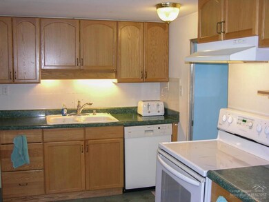 19208 Shoshone Rd, Bend, OR 97702 - photo 6