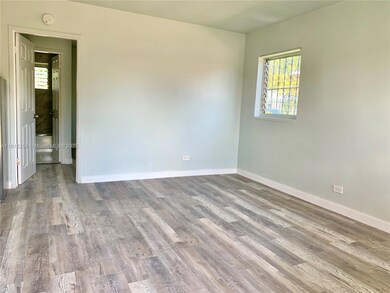 2901 NW 18th St unit 25, Fort Lauderdale, FL 33311 - photo 2