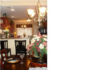 4250 Willow Brook Cir, Birmingham, AL 35215 - photo 3