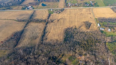 0 E 40 Us Route unit 1862790, Lewisburg, OH 45338 - photo 2