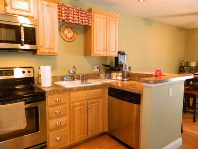 4 Deer St unit 12, Tilton, NH 03276 - photo 3