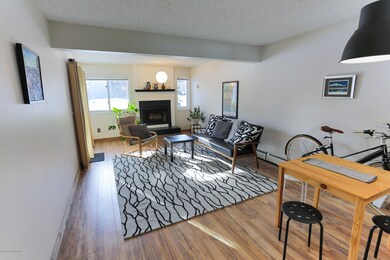 Living/ Dining