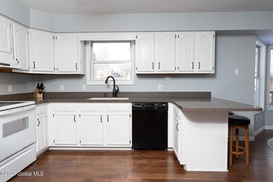 829 Ediface Way, Ballston Spa, NY 12020 - photo 4