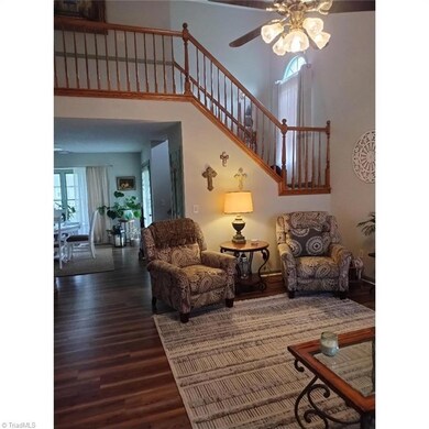 108 Hanover Ct, King, NC 27021 - photo 6