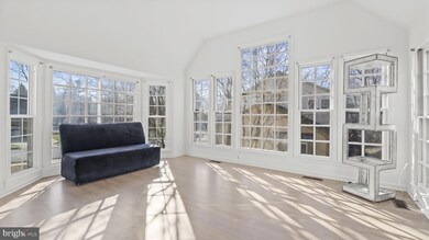 4258 Exeter Dr, Dumfries, VA 22025 - photo 4