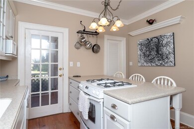 628 W End Ave, Statesville, NC 28677 - photo 7