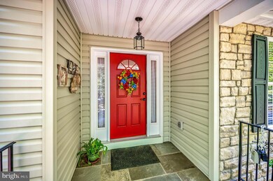 142 Larkspur Ln, Locust Grove, VA 22508 - photo 4