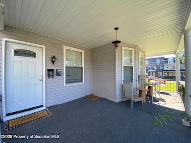 308 N Irving Ave, Scranton, PA 18510 - photo 2