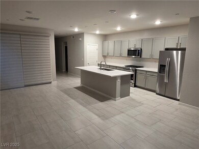 11299 Glowing Ave unit 102, Las Vegas, NV 89135 - photo 7