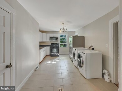 856 N Franklintown Rd, Baltimore, MD 21216 - photo 4