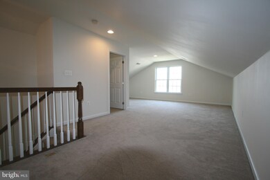 25083 Riding Center Dr, Chantilly, VA 20152 - photo 7