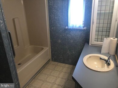 103 Ritz Ave, Reading, PA 19606 - photo 6