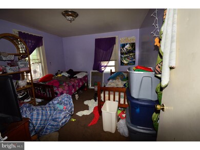 1313 Worrell St, Crum Lynne, PA 19022 - photo 5