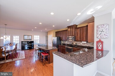 944 Magnolia Blossom Ct, Sykesville, MD 21784 - photo 7