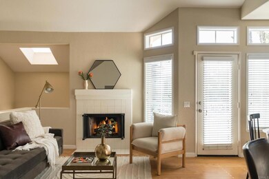 12662 Springbrook Dr unit B, San Diego, CA 92128 - photo 3