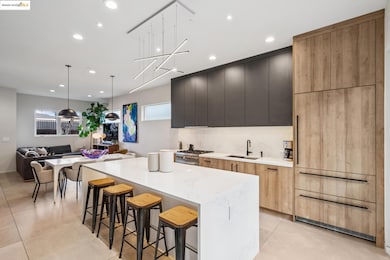 1606 Willow St, Oakland, CA 94607 - photo 3