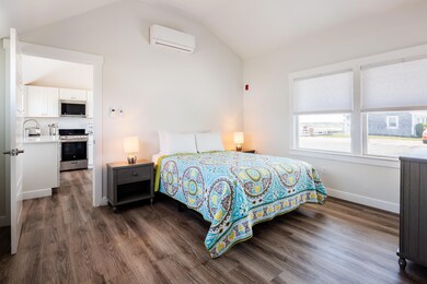 618ShoreRd#13-04-w