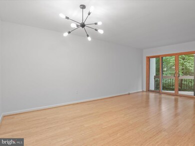 11645 Newbridge Ct, Reston, VA 20191 - photo 4