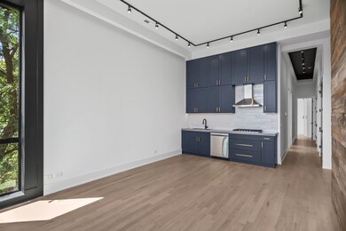 6556 S Minerva Ave unit 1N, Chicago, IL 60637 - photo 5