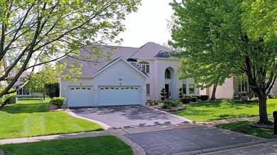 4352 Dairymans Cir, Naperville, IL 60564 - photo 3